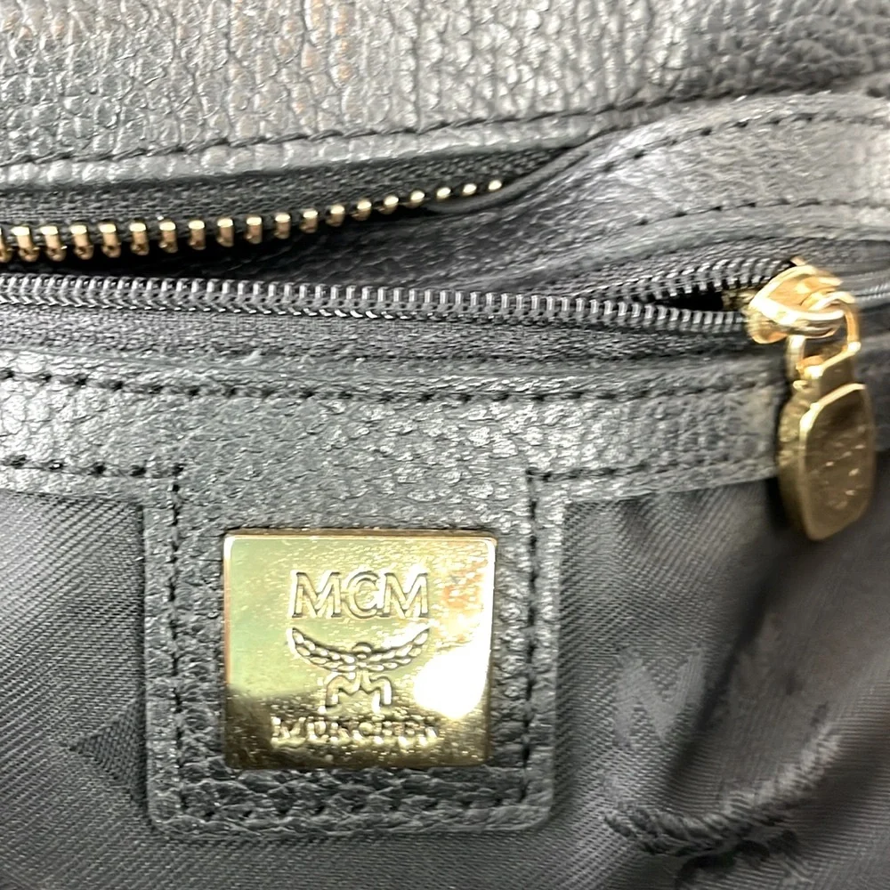 MCM Black Leather‎ Chain Strap Shoulder Bag